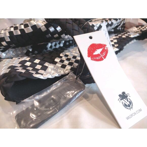 NEW WILDFOX LARGE NOIR (SILVER) & BLACK WOVEN DOUBLE HANDLE TOTE BAG $125 - Picture 10 of 10